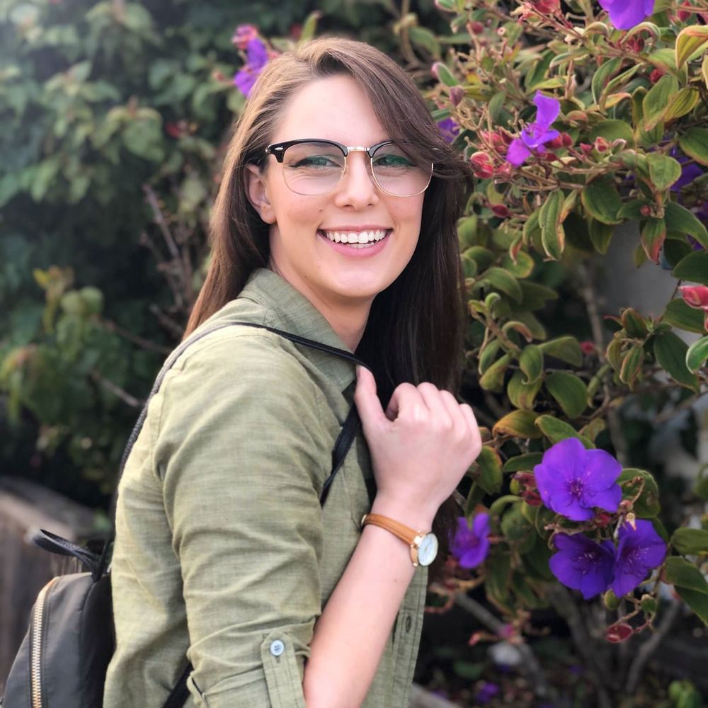 Meet your Posher, Alia